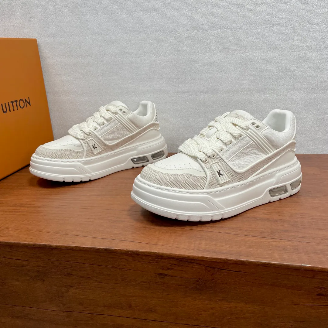 Men's Sneakers LOUIS VUITTON 17542428