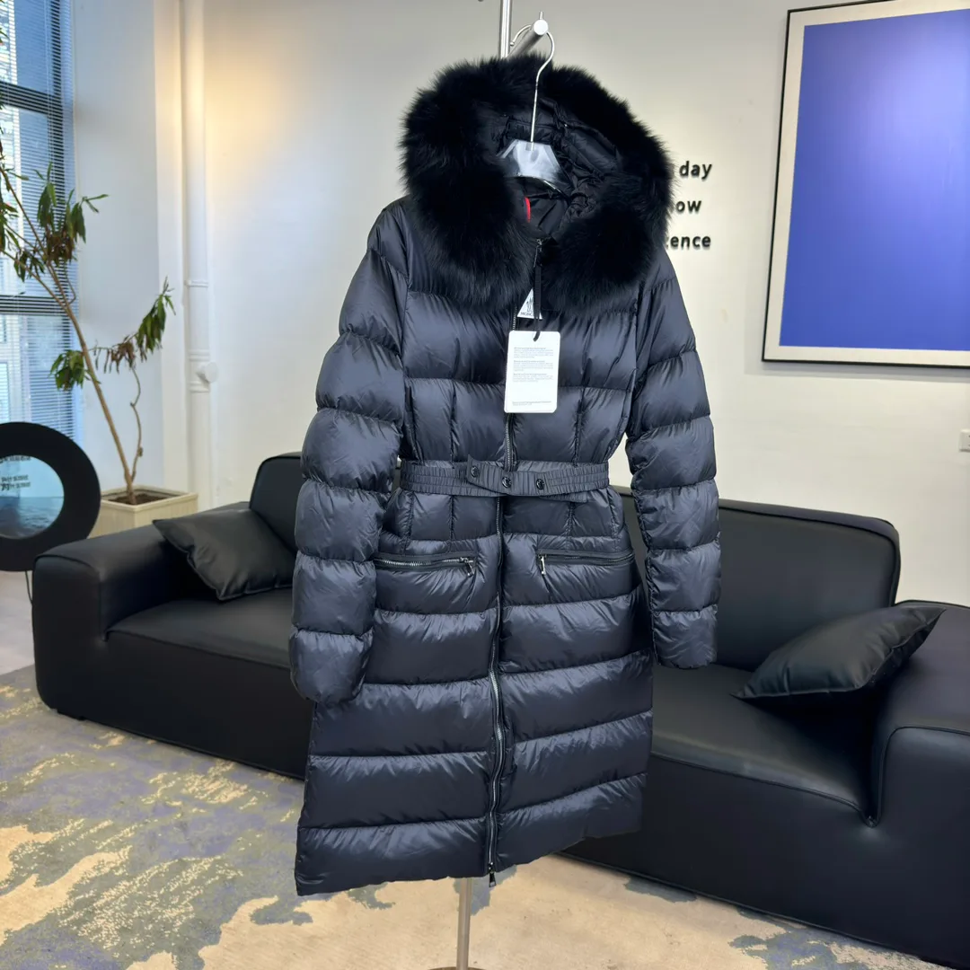 Women's Jackets And Down Jackets MONCLER 18204235