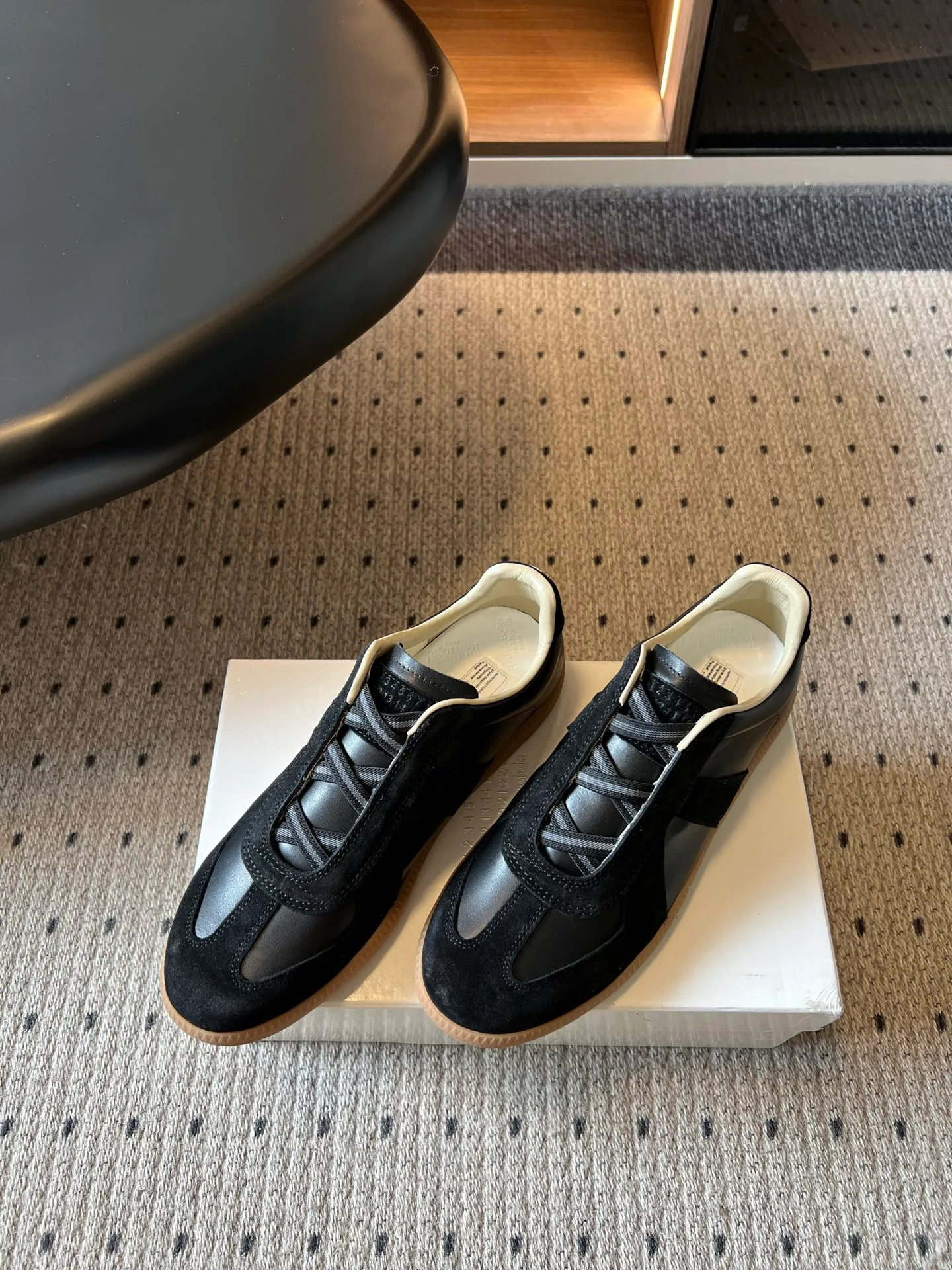 Women's Sneakers MAISON MARGIELA 17568940