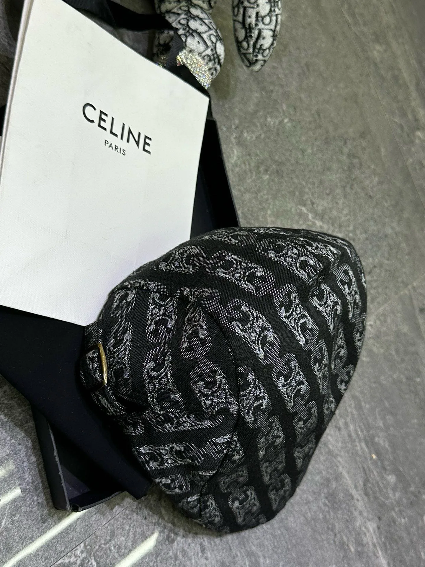 Hats CELINE 18105194