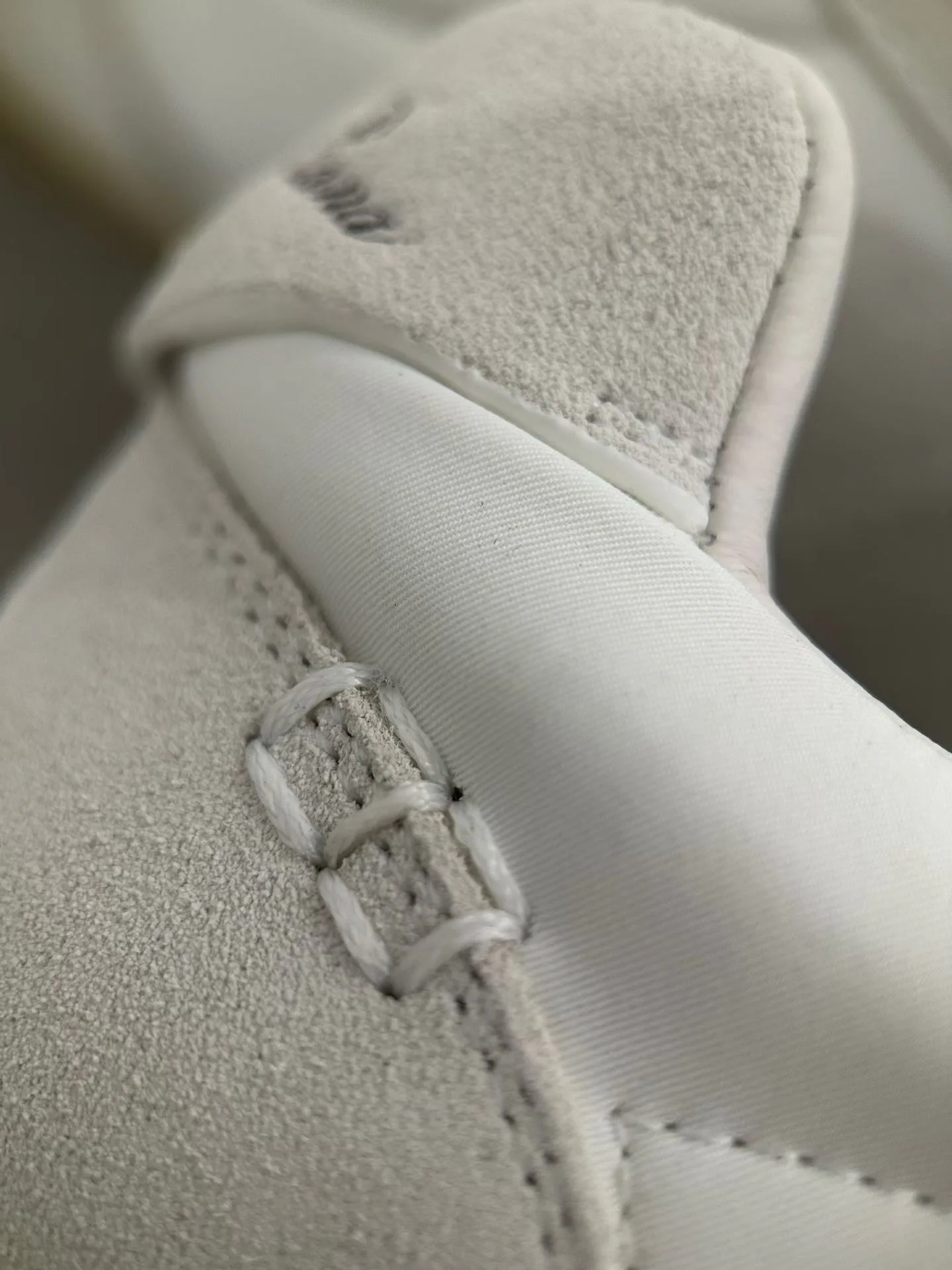Women's Sneakers LORO PIANA 18267431