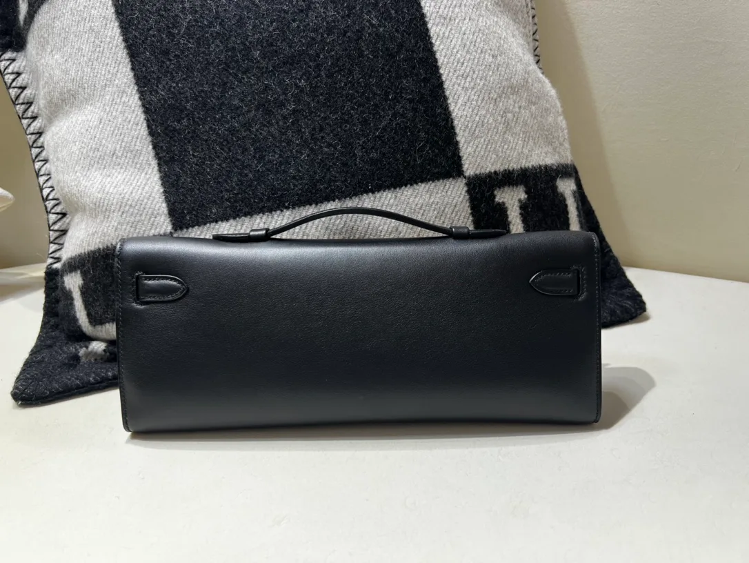 Women's Classic Handbags HERMES 18407648