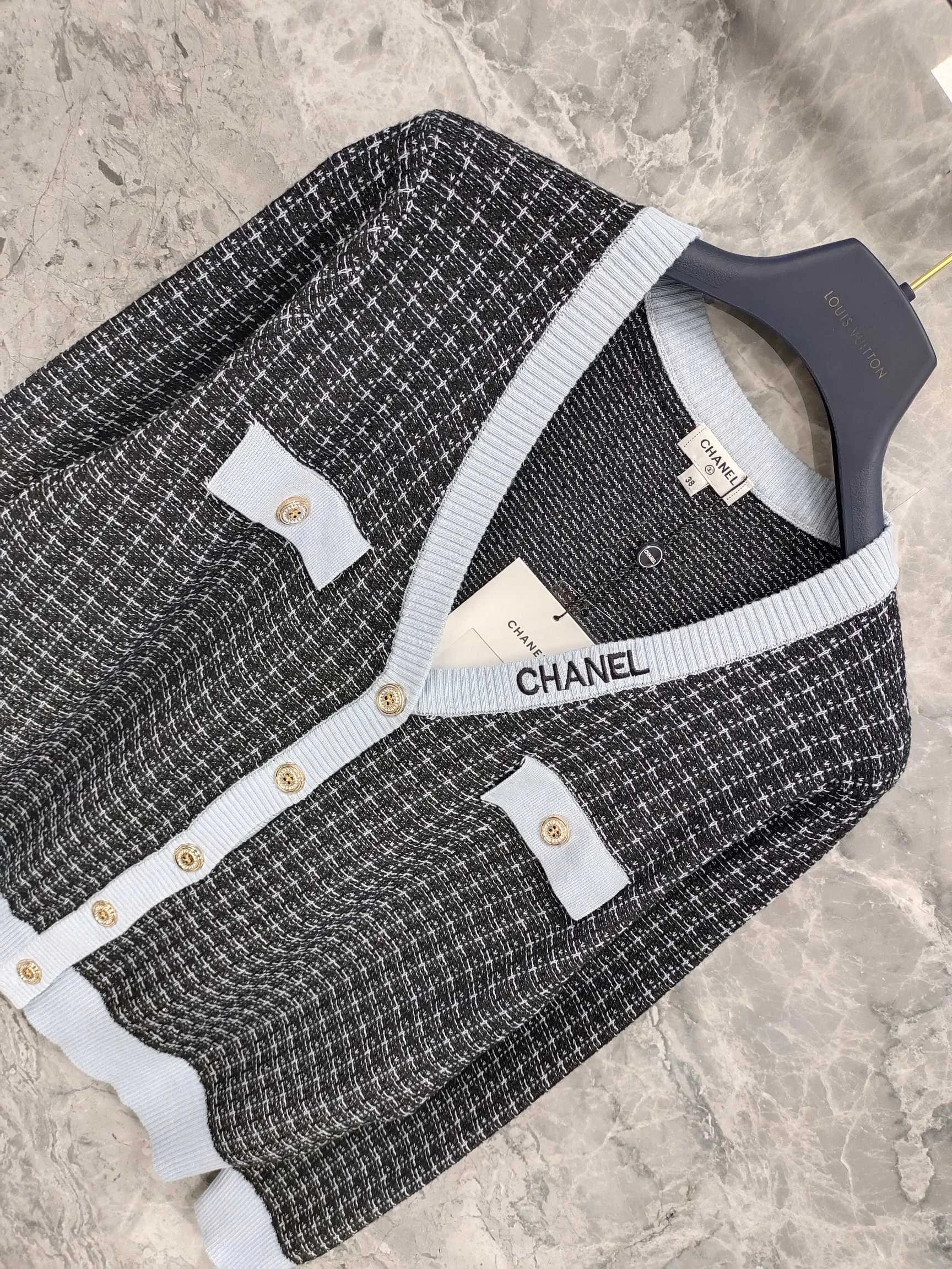 Women's Jumpers And Sweaters CHANEL 17954280