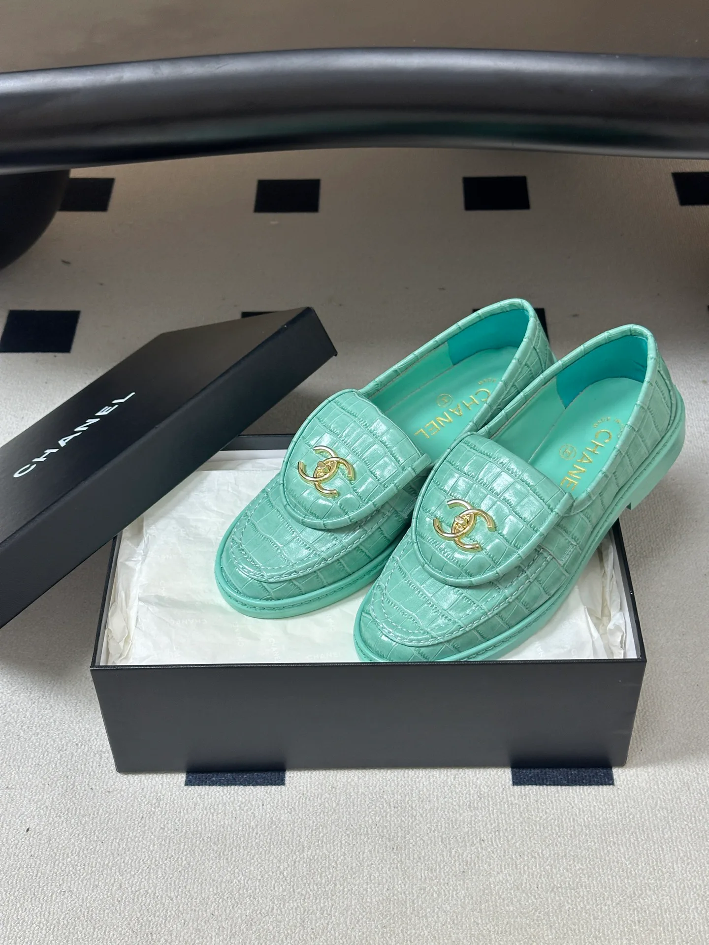Women's Loafers And Moccasins CHANEL 18543423