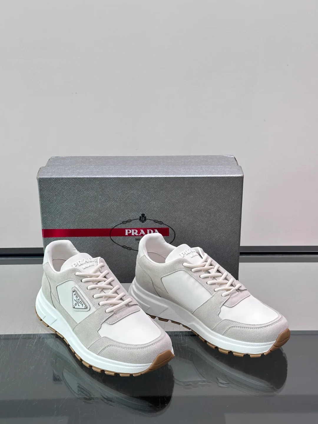 Men's Sneakers PRADA 17982471