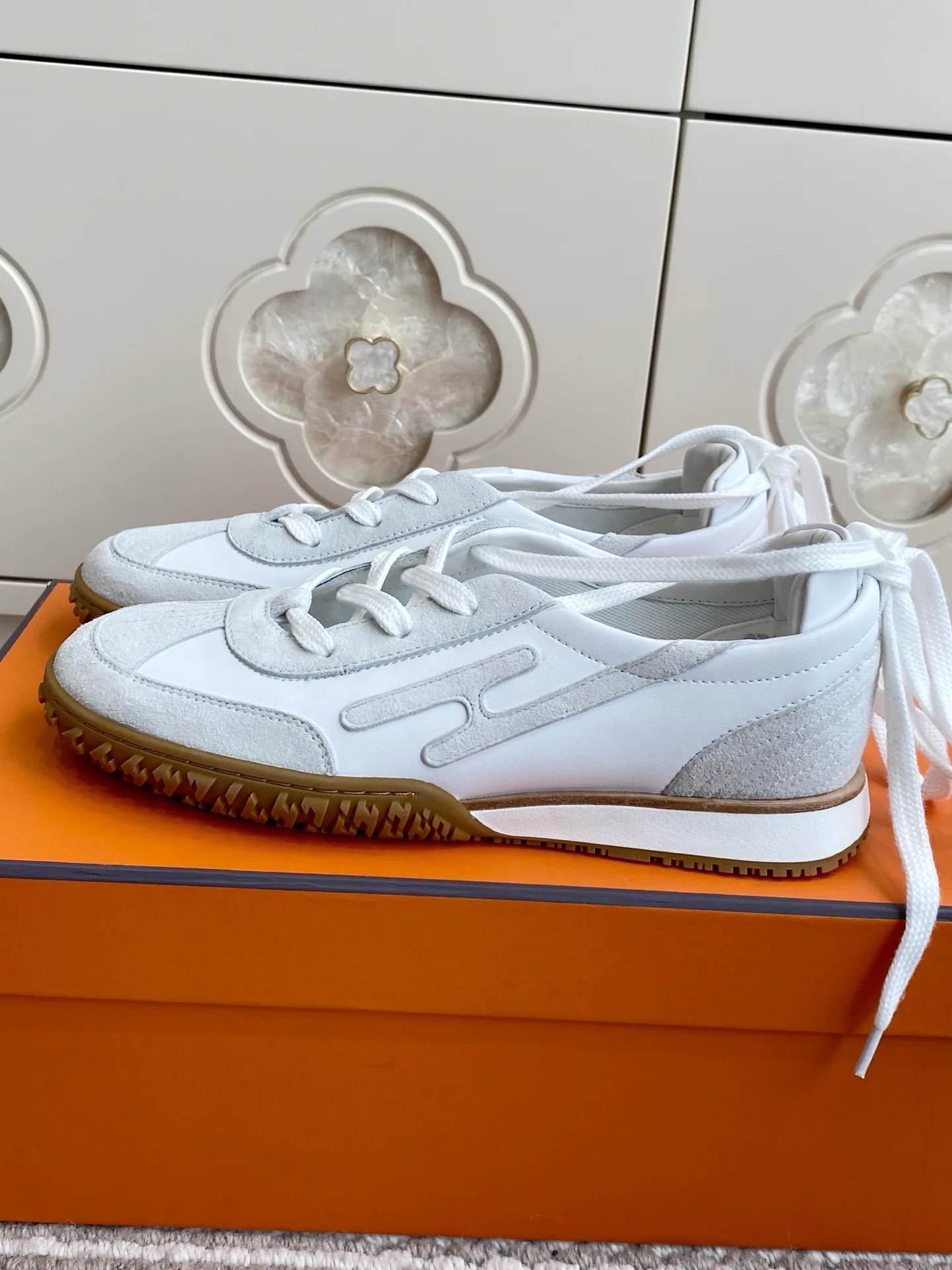 Women's Sneakers HERMES 17476182