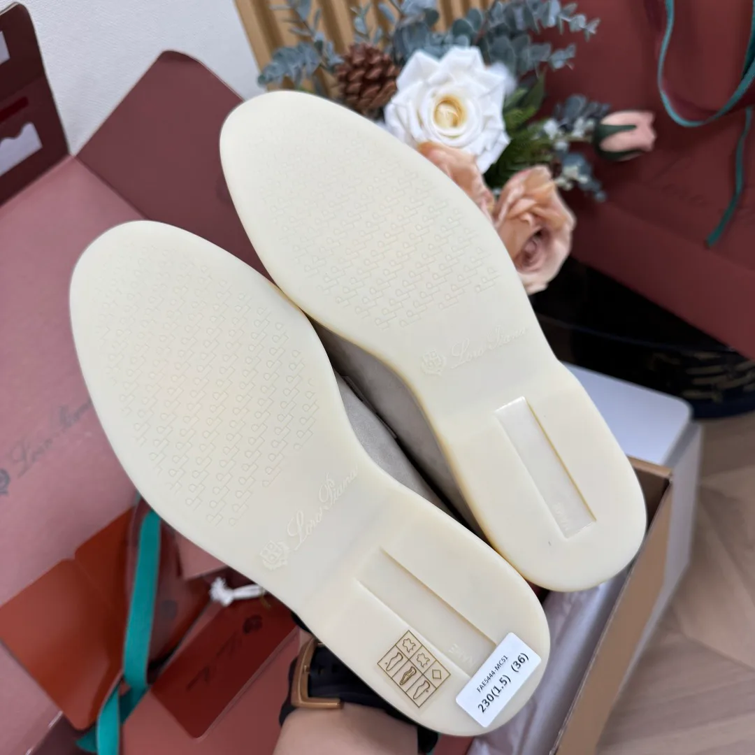 Women's Loafers And Moccasins LORO PIANA 17780258
