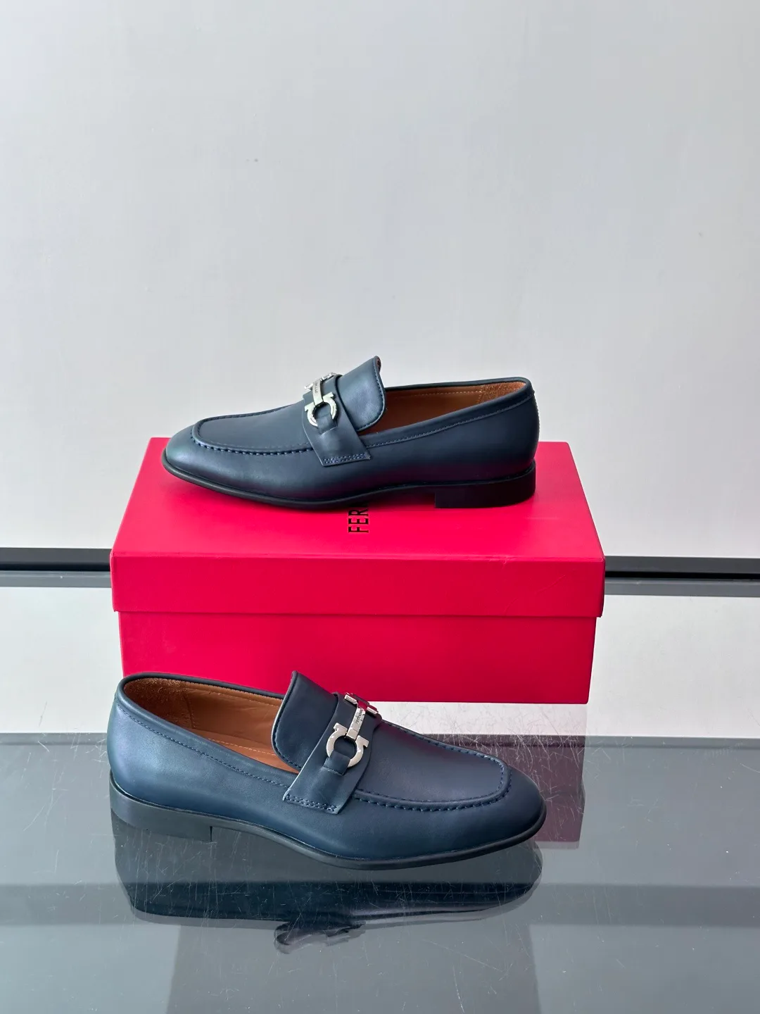 Men's Loafers And Dress Shoes SALVATORE FERRAGAMO 18079490