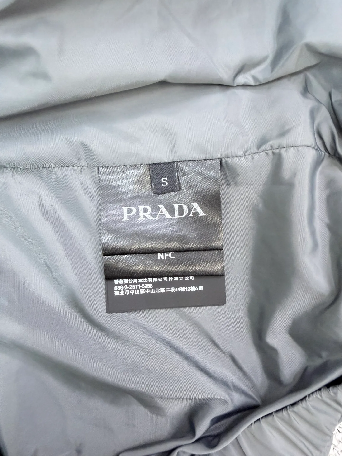Men's Jackets And Down Jackets PRADA 18073970