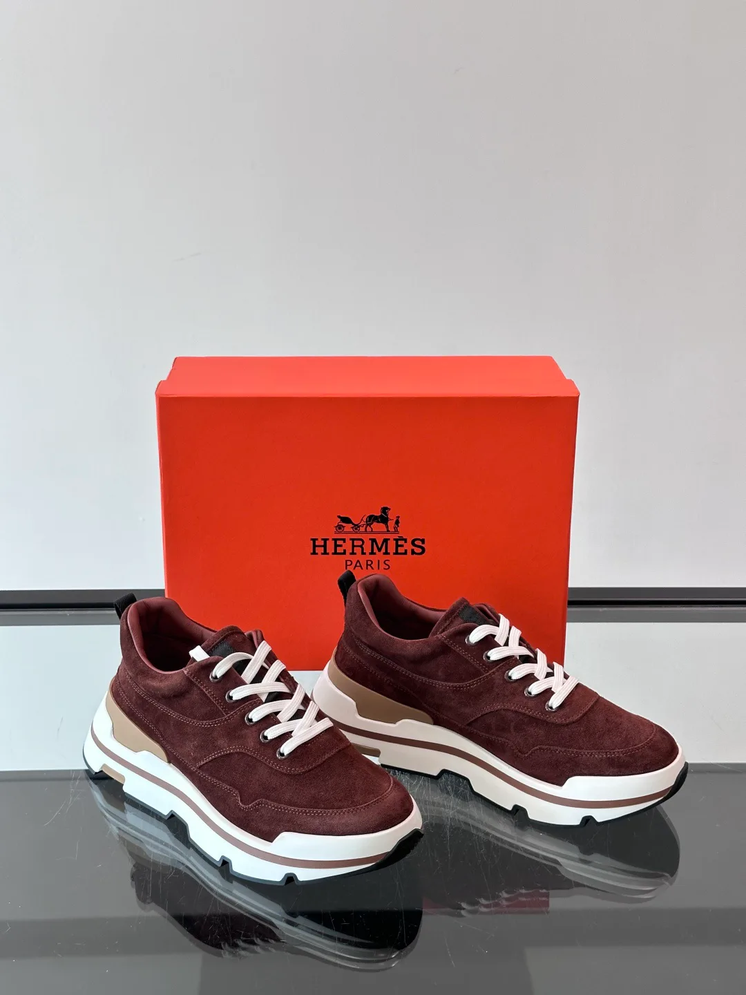Men's Sneakers HERMES 18500620