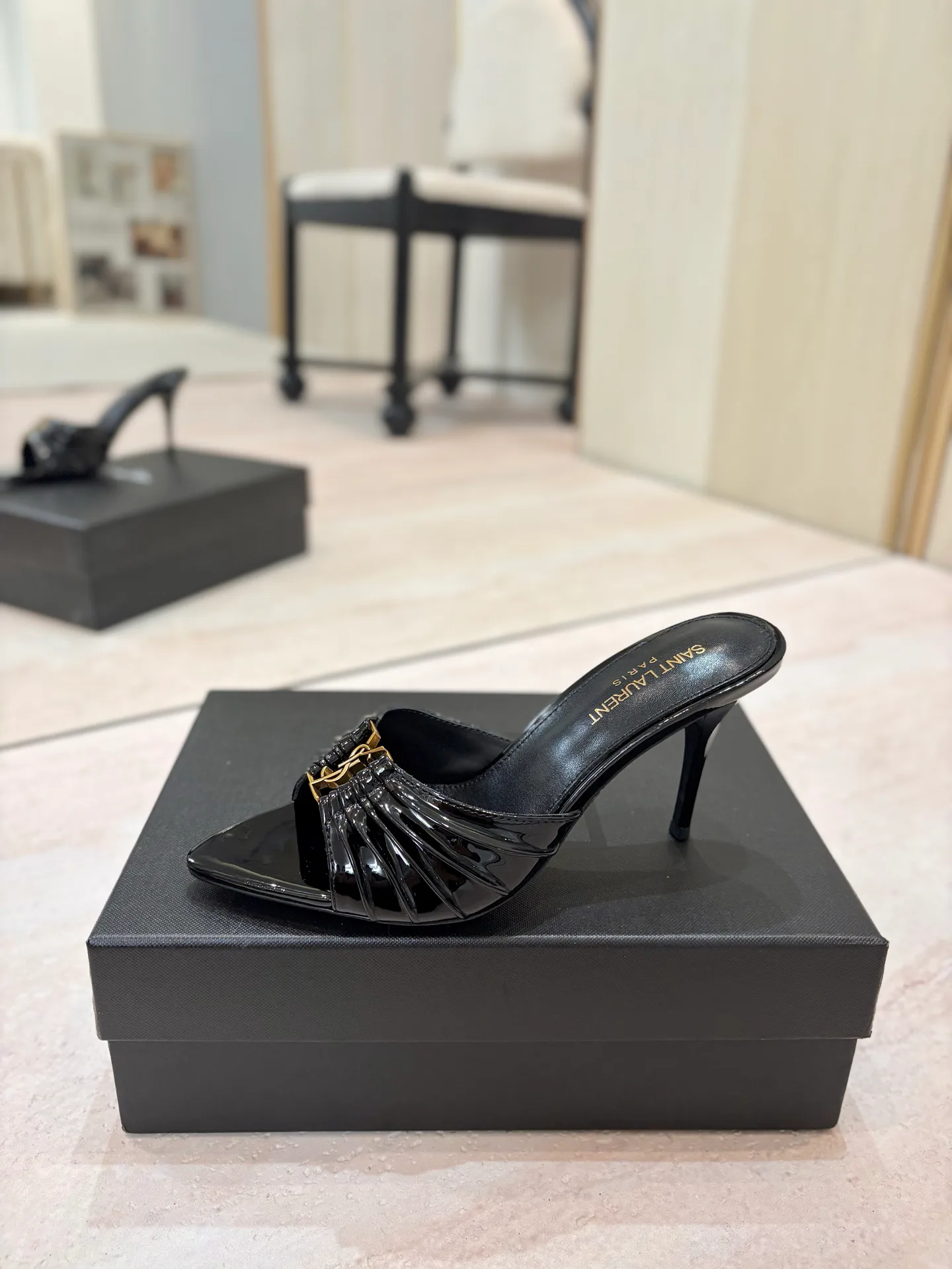 Women's Mules And Clogs SAINT LAURENT 17476095
