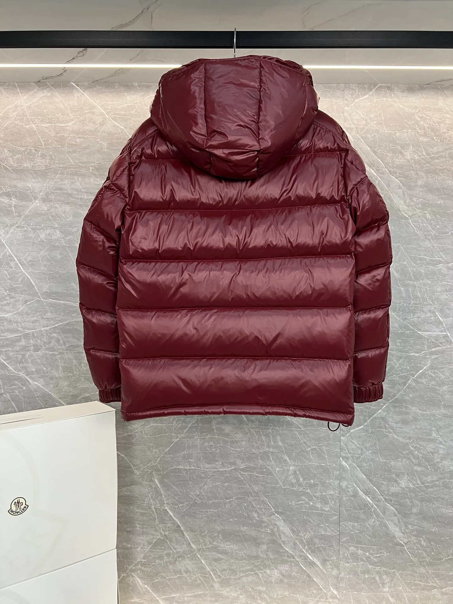 Men's Jackets And Down Jackets MONCLER 18111326