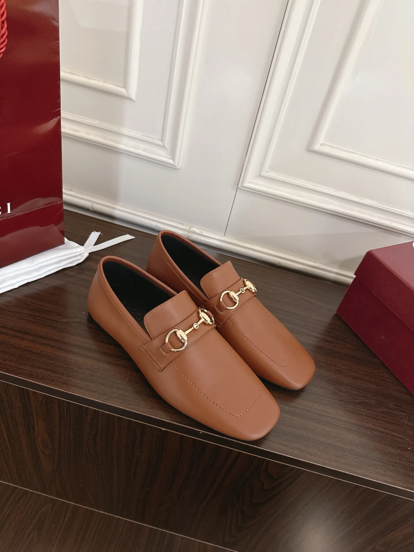 Women's Loafers And Moccasins GUCCI 17956777