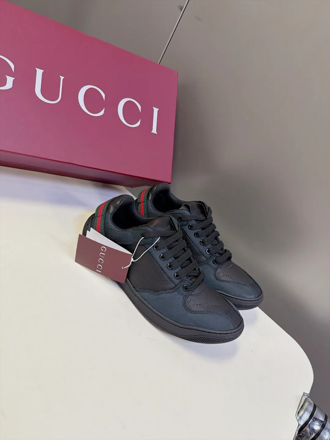 Women's Sneakers GUCCI 18294424