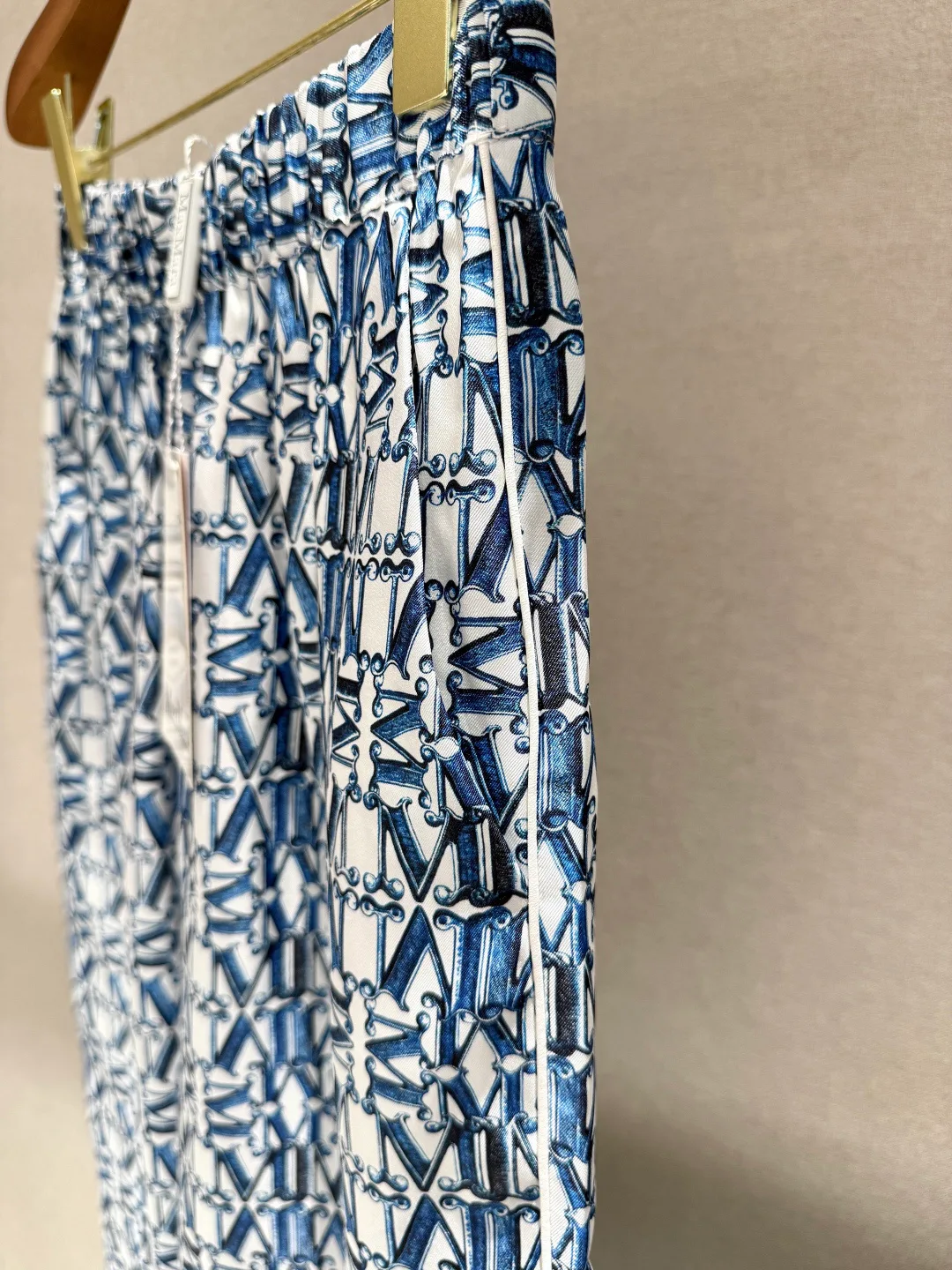Women's Trousers MAX MARA 17369154