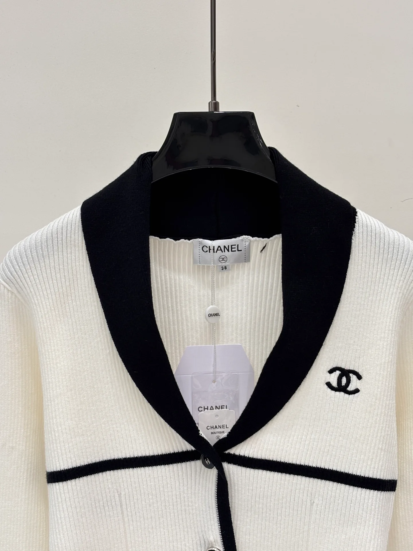 Women's Jumpers And Sweaters CHANEL 18509765