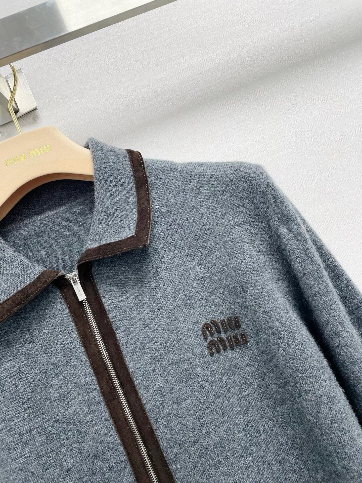 Women's Jumpers And Sweaters MIU MIU 17959150
