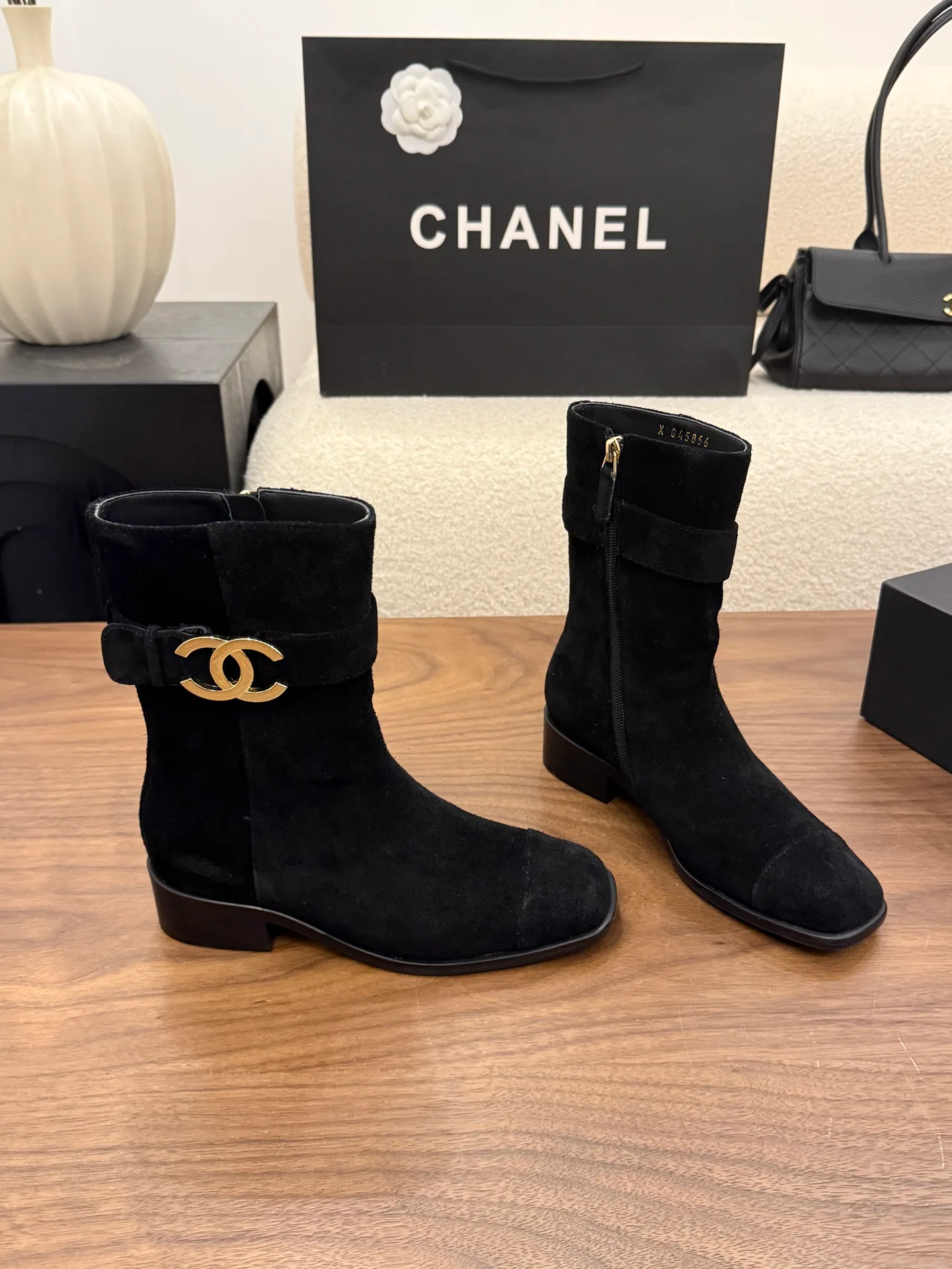 Women's Booties CHANEL 18323421