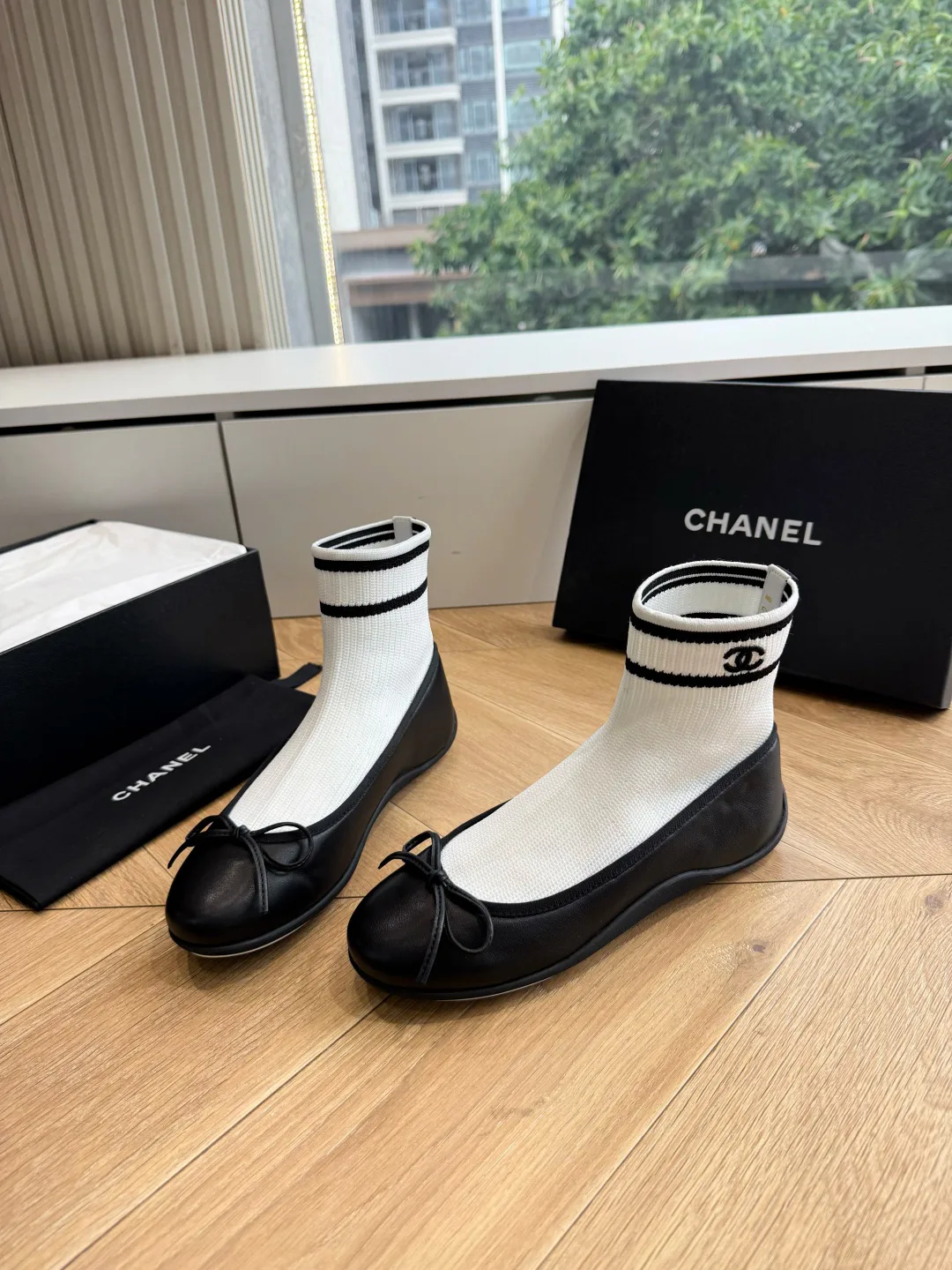 Women's Ballet Flats CHANEL 17684525