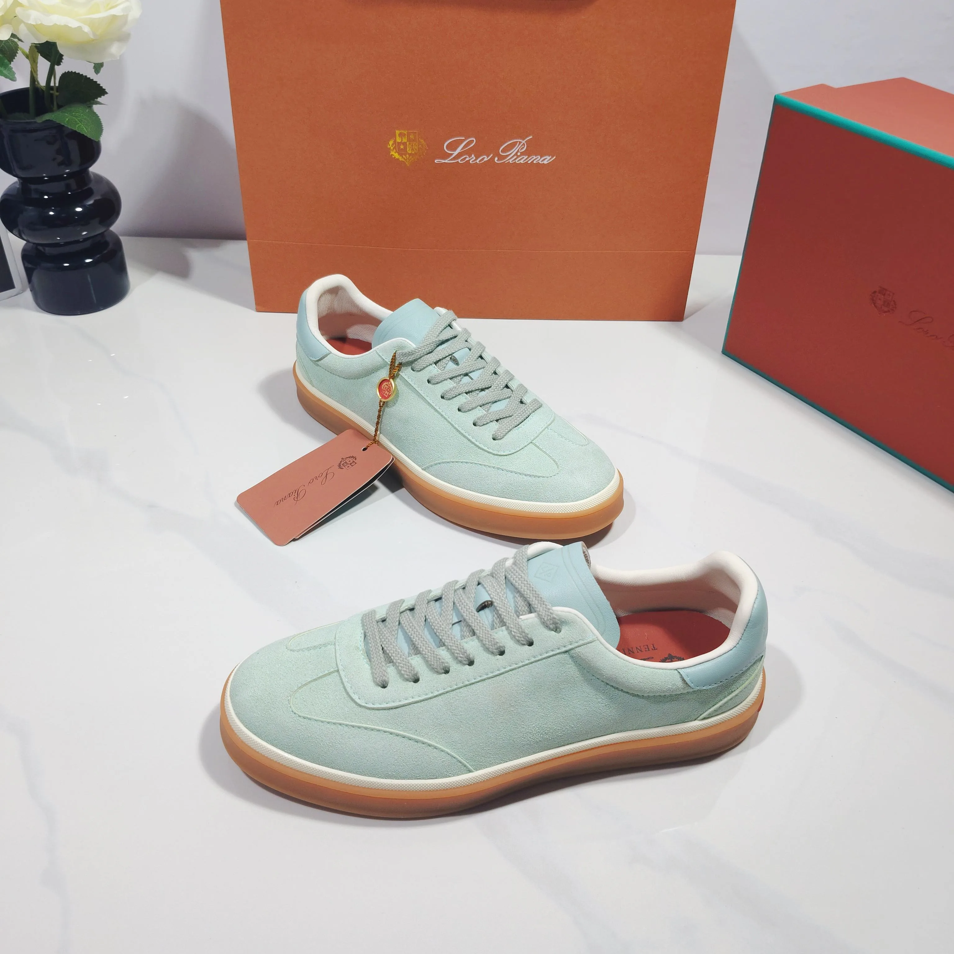 Women's Sneakers LORO PIANA 17961971