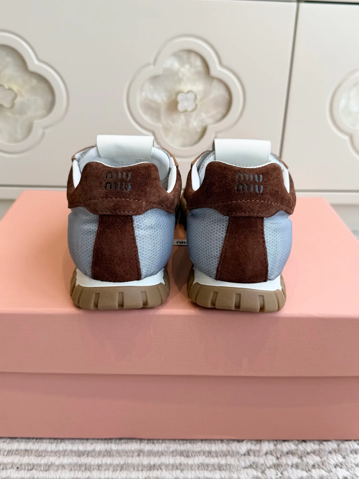 Кроссовки Женские Miu Miu 18559241