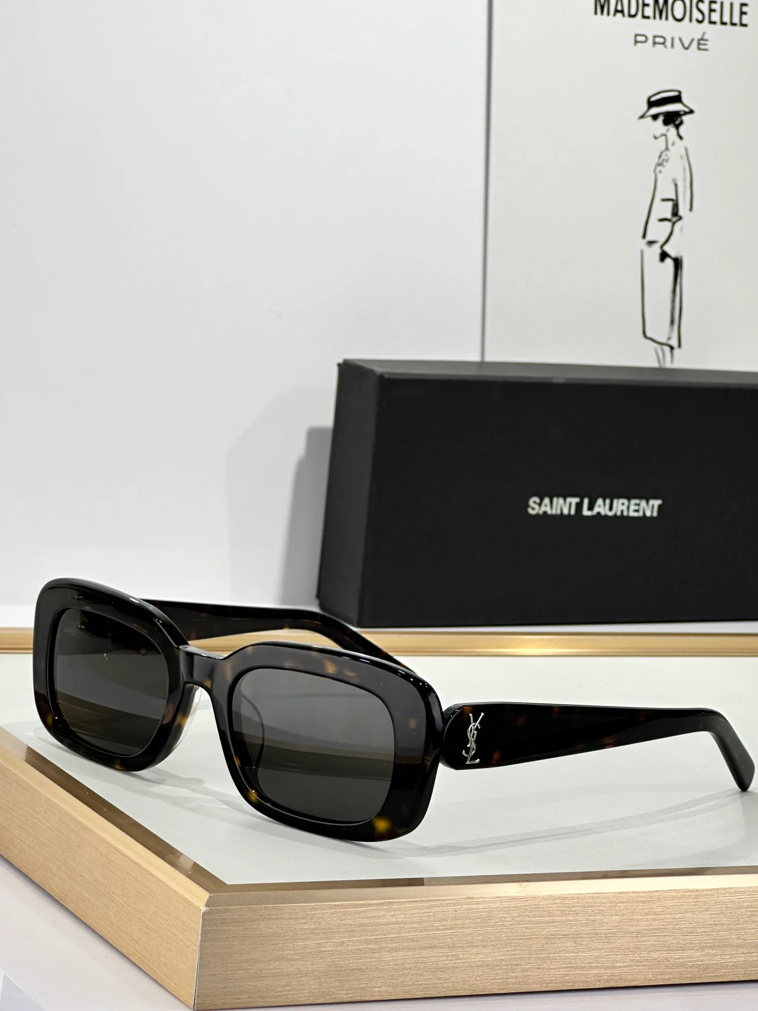 Glasses SAINT LAURENT 17949304