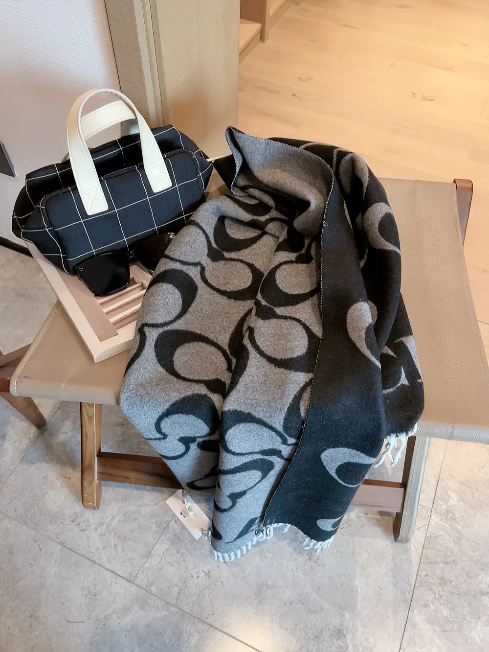 Scarves COACH 18105107