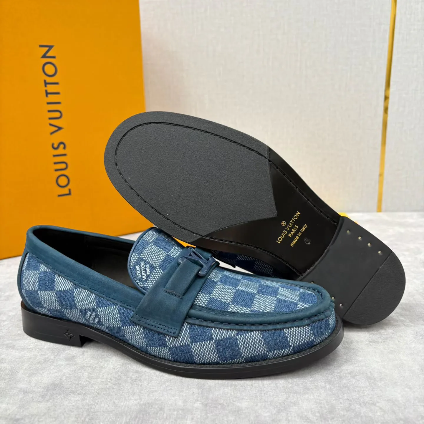 Men's Loafers And Dress Shoes LOUIS VUITTON 18193952