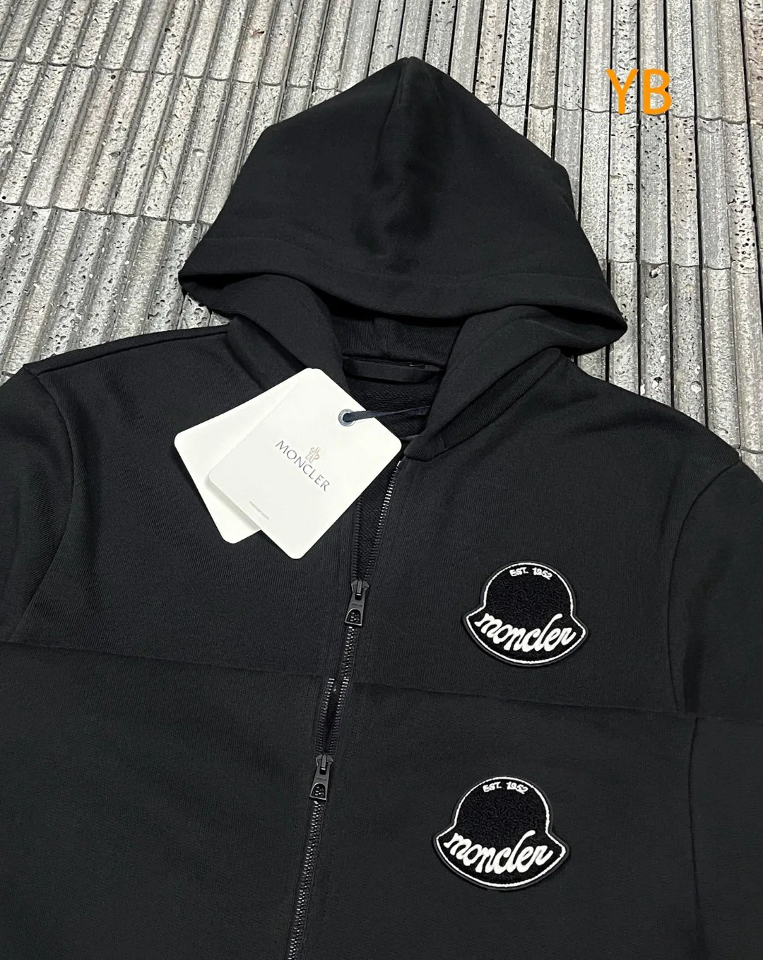 Men's Sweatshirts And Hoodies MONCLER 17571999