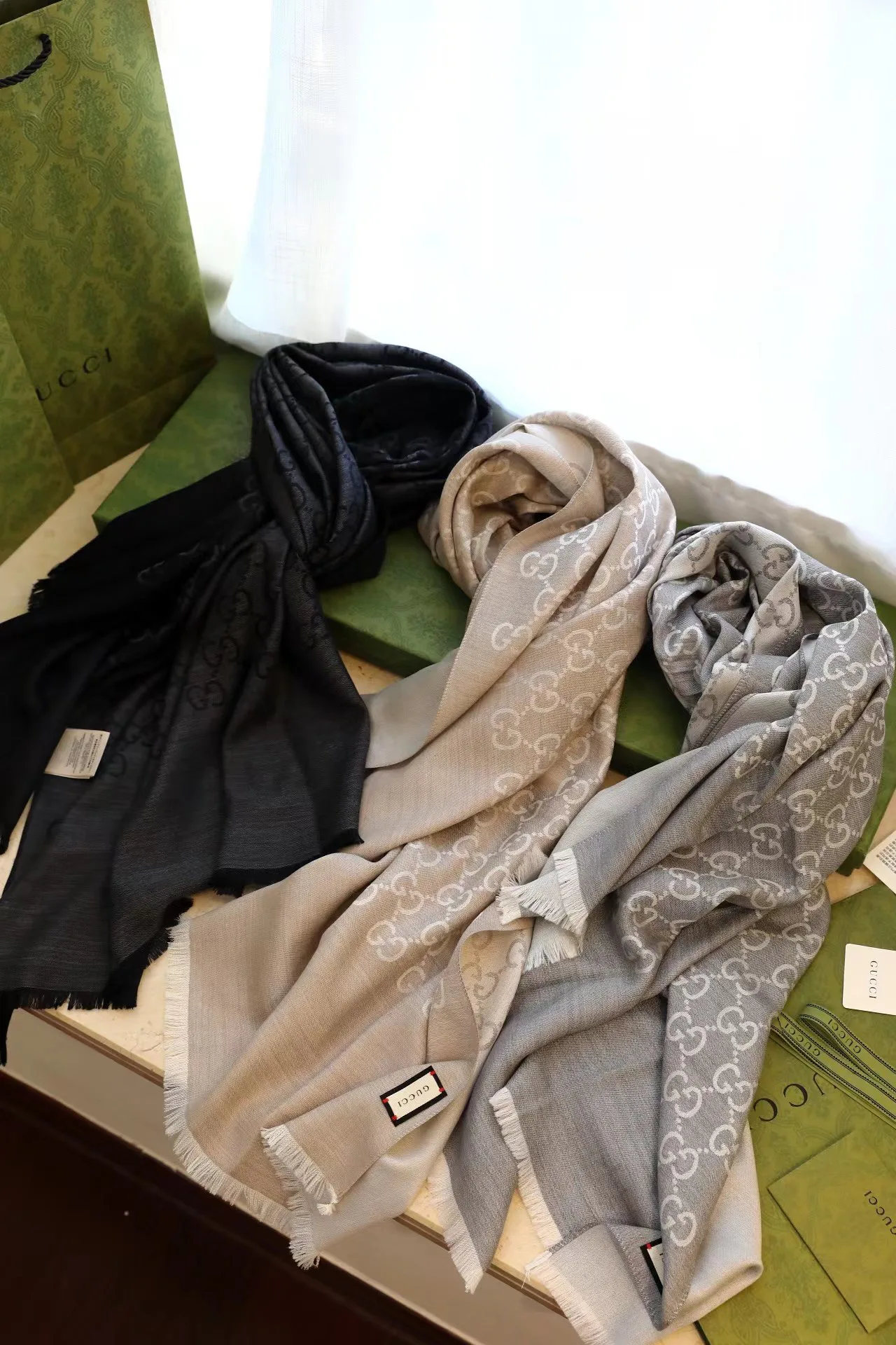 Scarves GUCCI 18275135