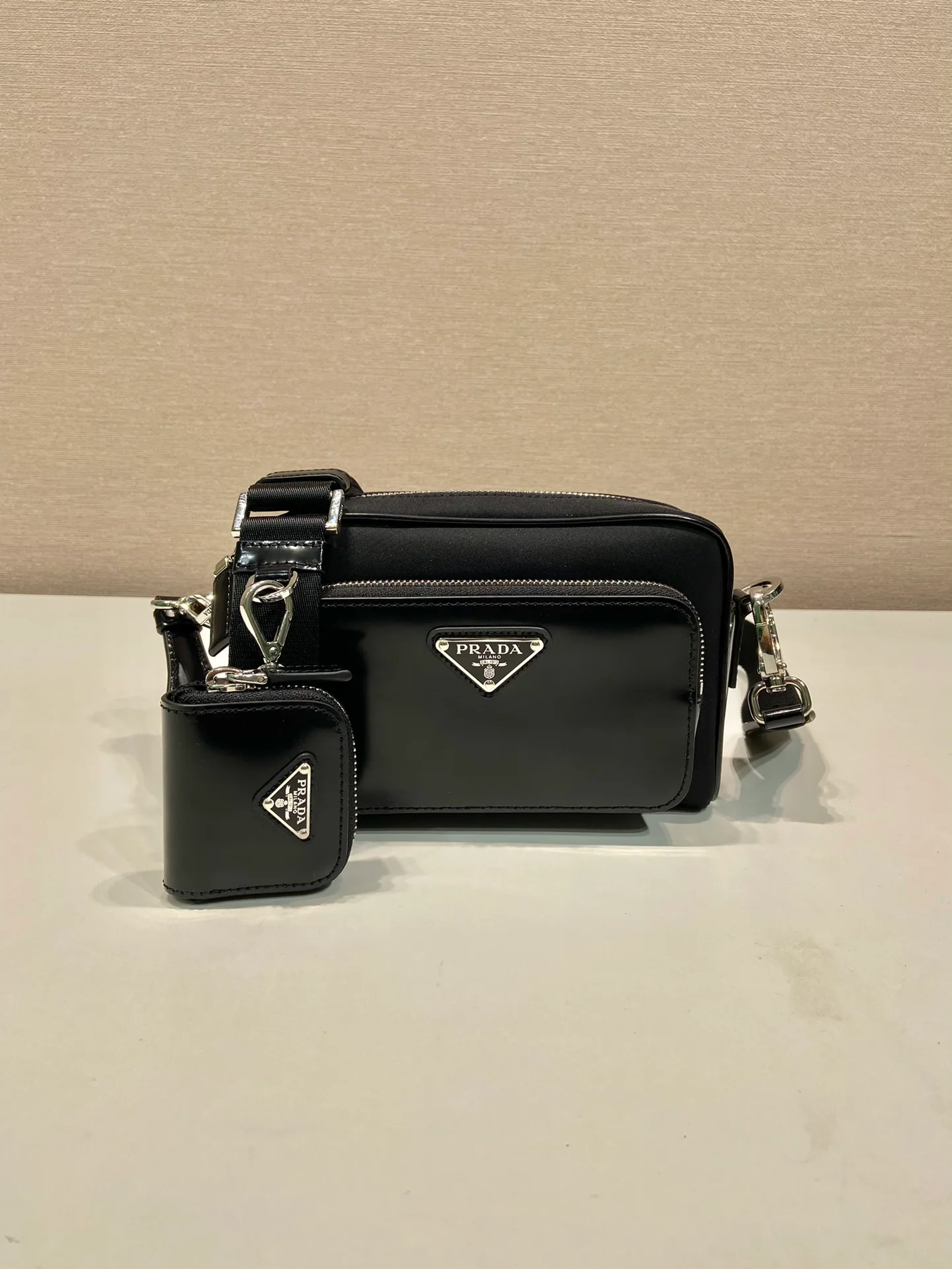 Сумки На Ремне Женские Prada 18585458