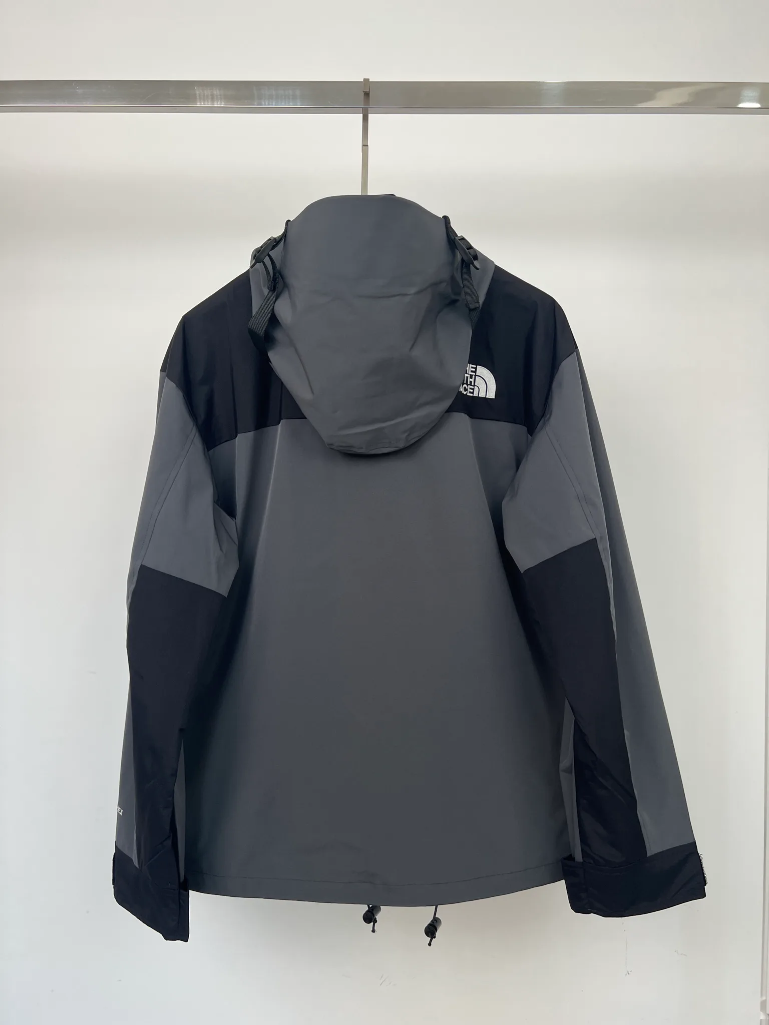 Women's Jackets And Down Jackets THE NORTH FACE 18416093