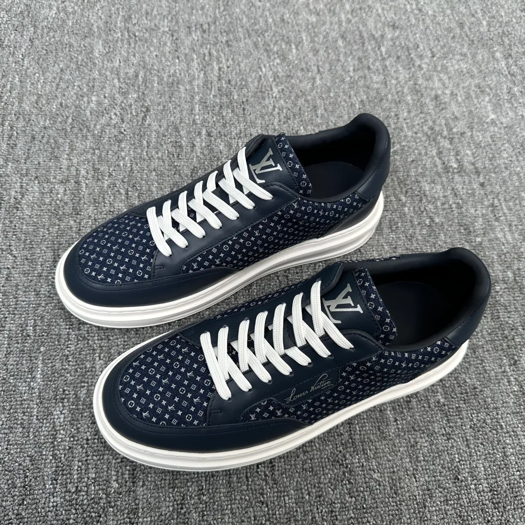 Men's Sneakers LOUIS VUITTON 18076078