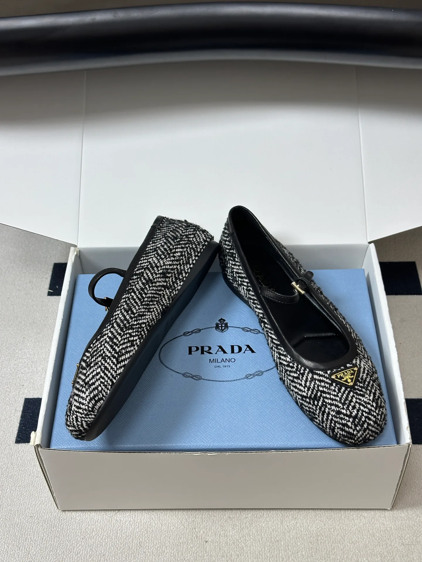 Women's Ballet Flats PRADA 18520378