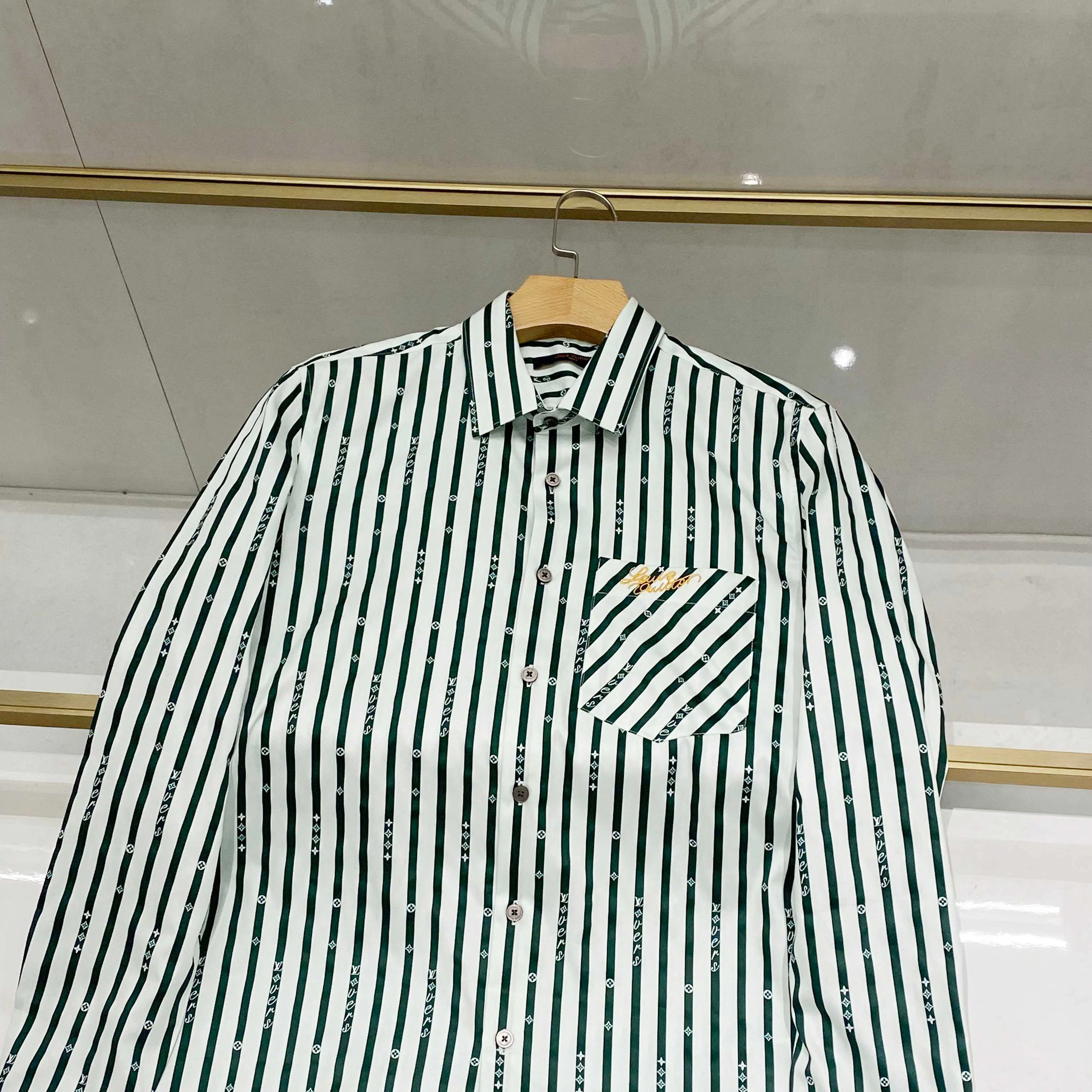 Men's Shirts LOUIS VUITTON 18509963