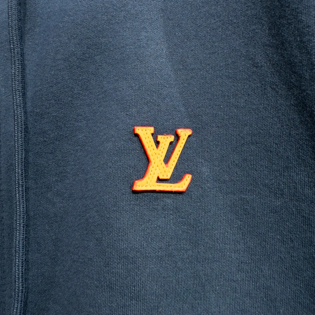 Men's Sweatshirts And Hoodies LOUIS VUITTON 17967176
