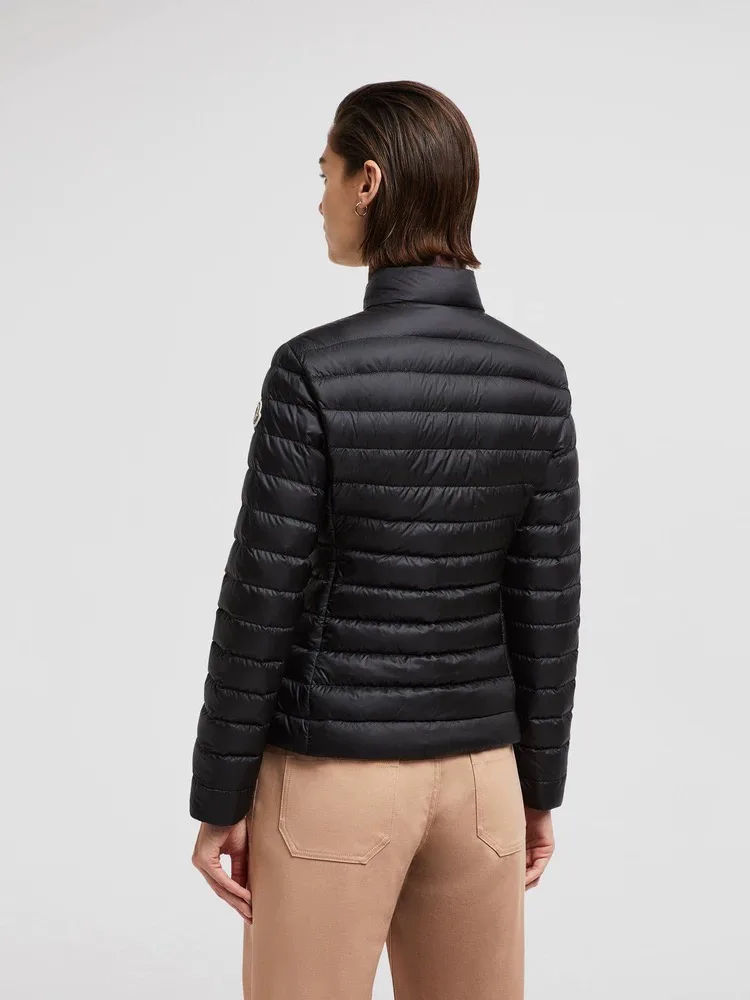 Women's Jackets And Down Jackets MONCLER 18131391