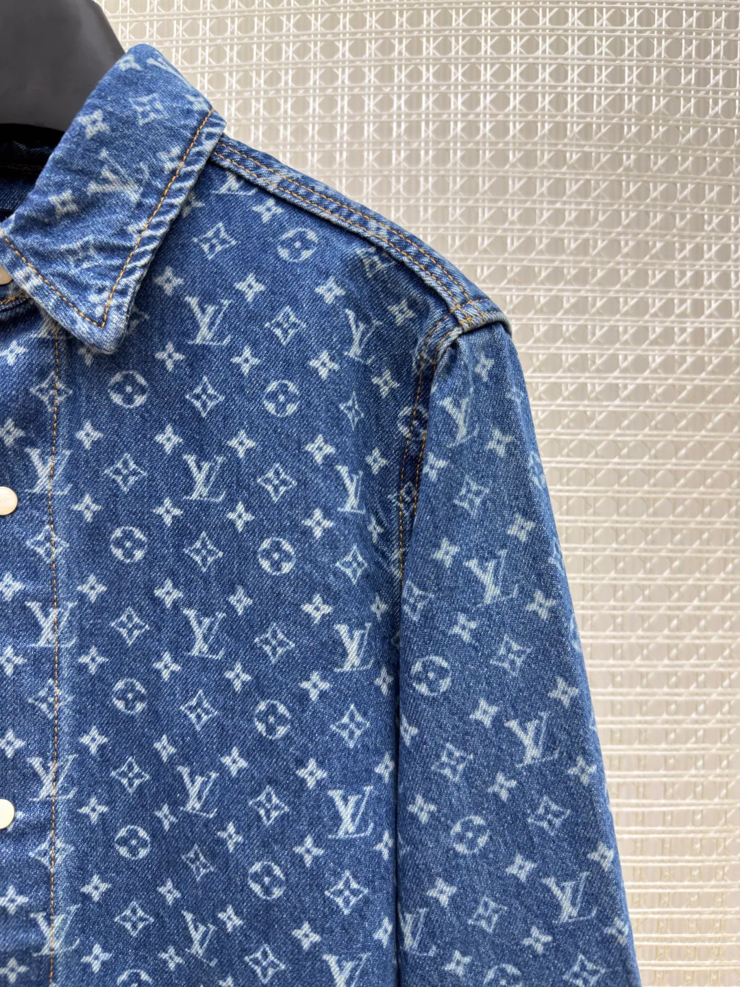Men's Shirts LOUIS VUITTON 18413865