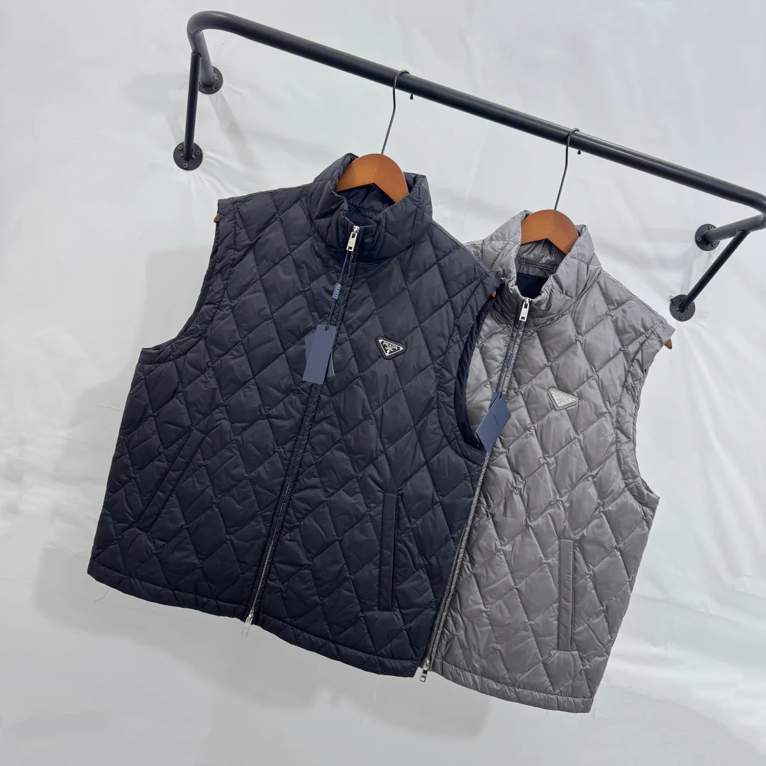 Men's Vests PRADA 18001996