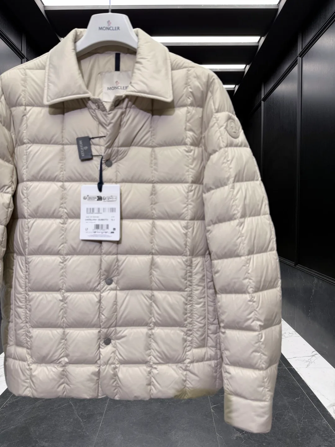 Men's Jackets And Down Jackets MONCLER 18416845