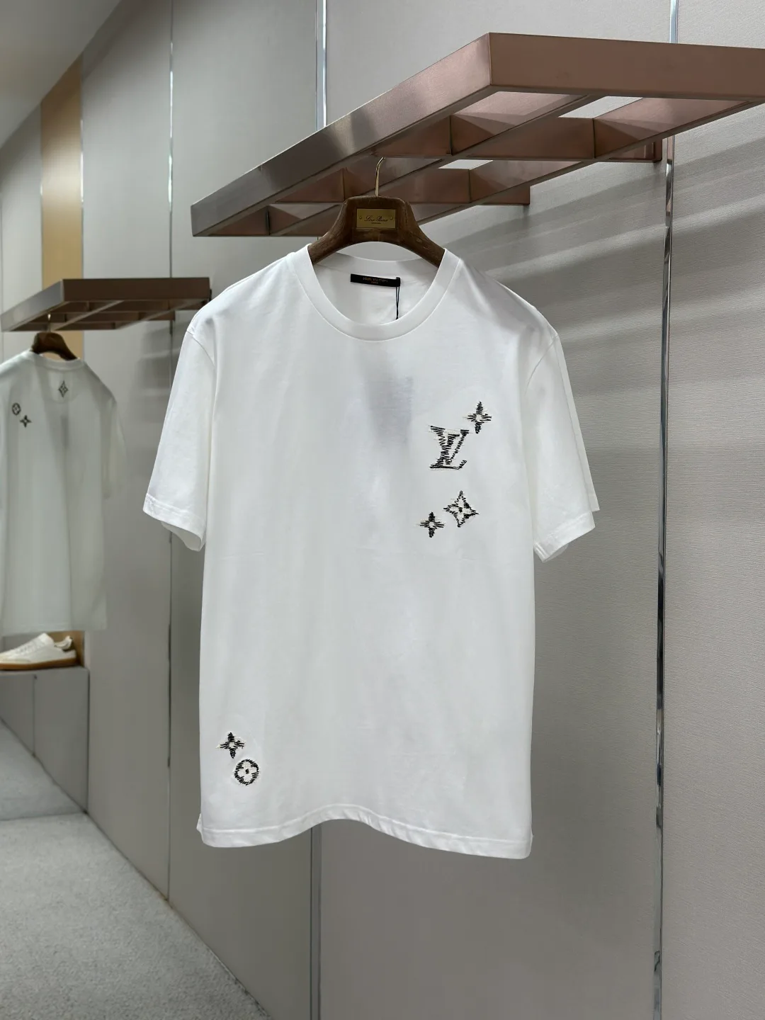 Women's T-Shirts LOUIS VUITTON 18191113