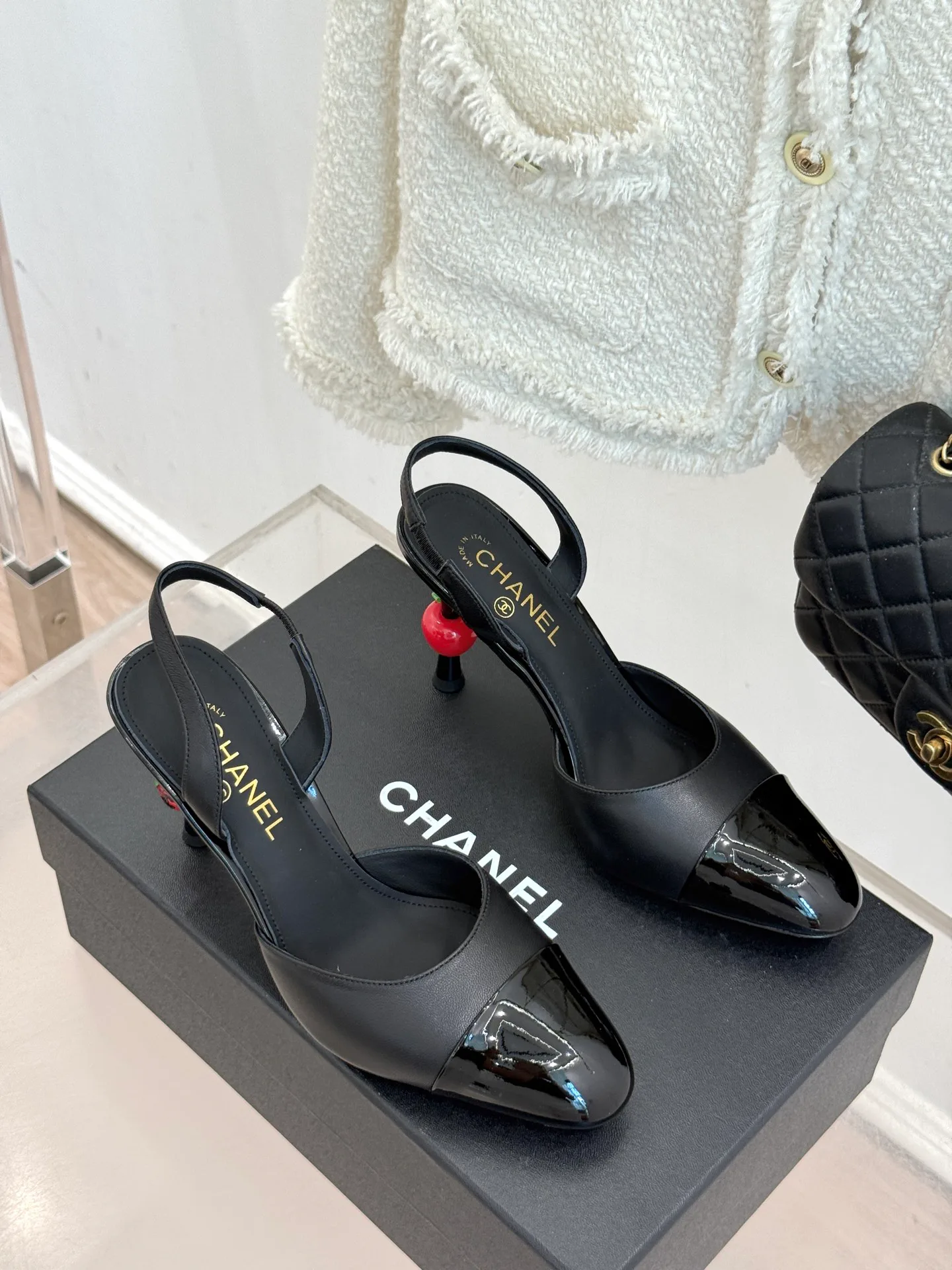 Women's Open-Toe Sandals CHANEL 17425308