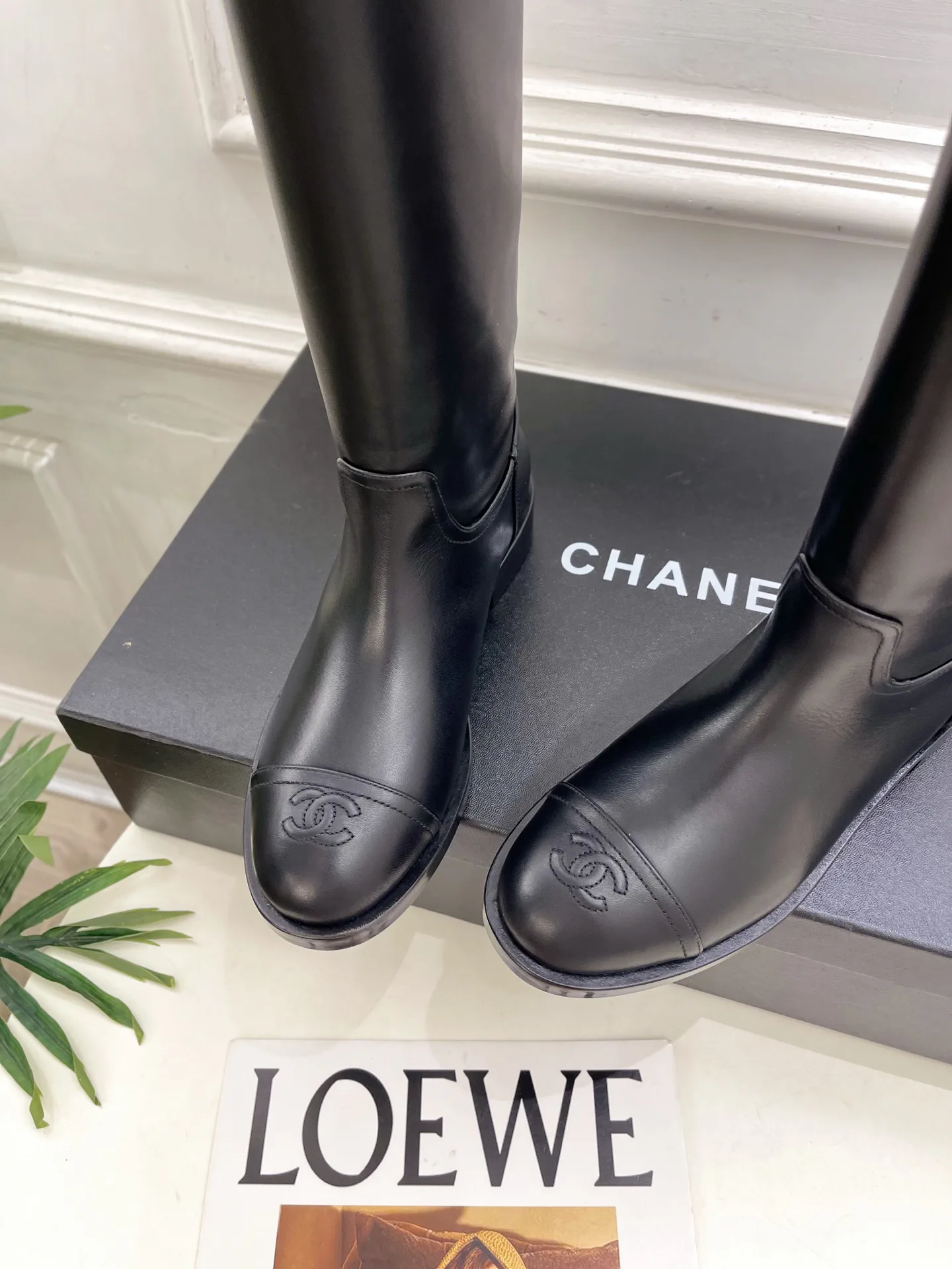 Women's Boots CHANEL 18143106