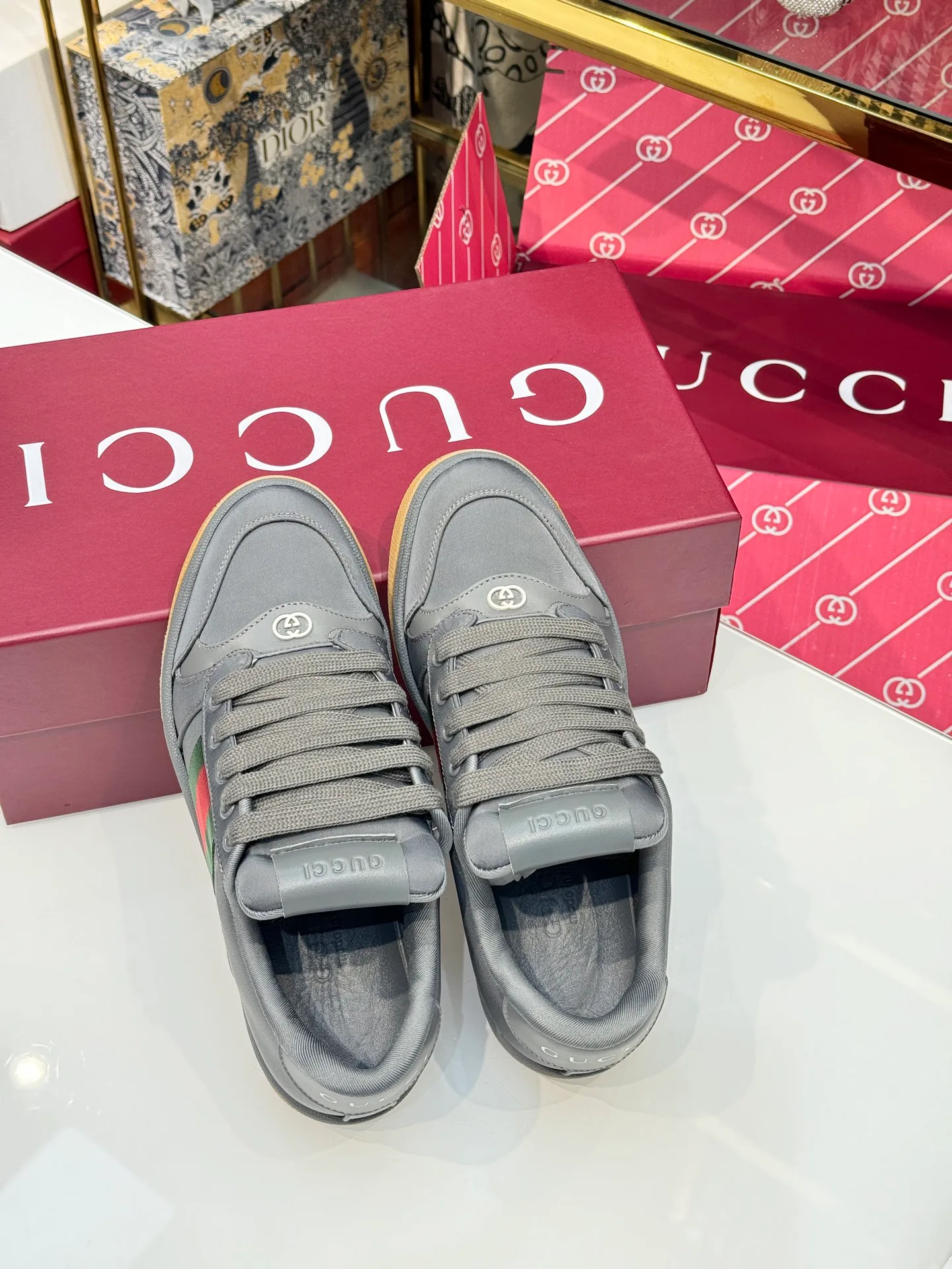 Women's Sneakers GUCCI 17946879