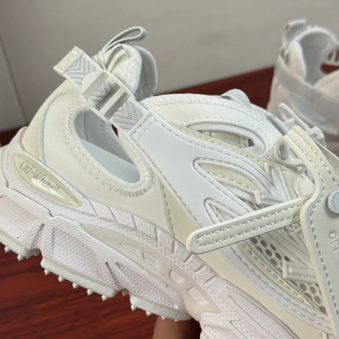 Women's Sneakers OFF-WHITE 17828984