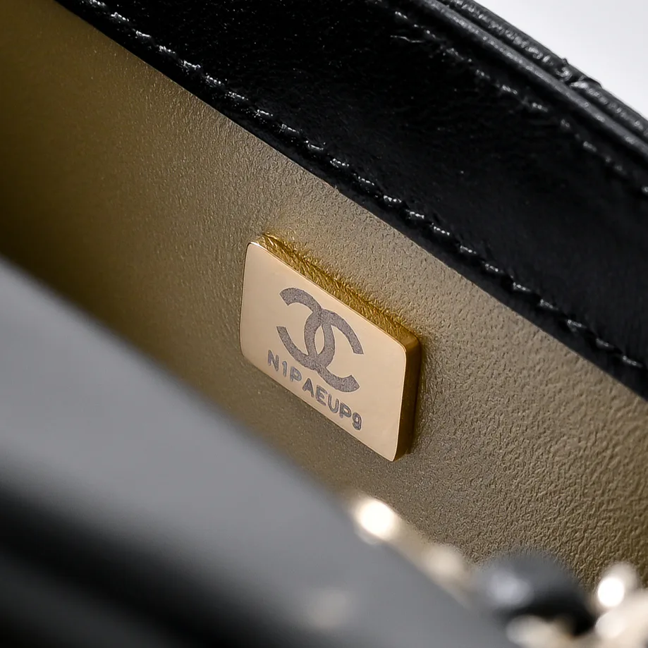 Women's Classic Handbags CHANEL 18148079