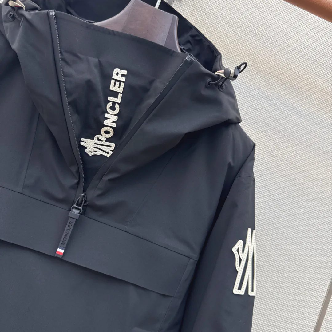 Men's Jackets And Down Jackets MONCLER 18106105