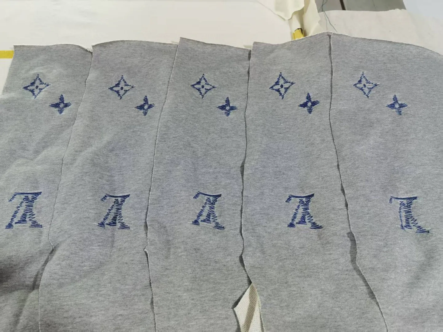 Men's Shorts LOUIS VUITTON 16991153