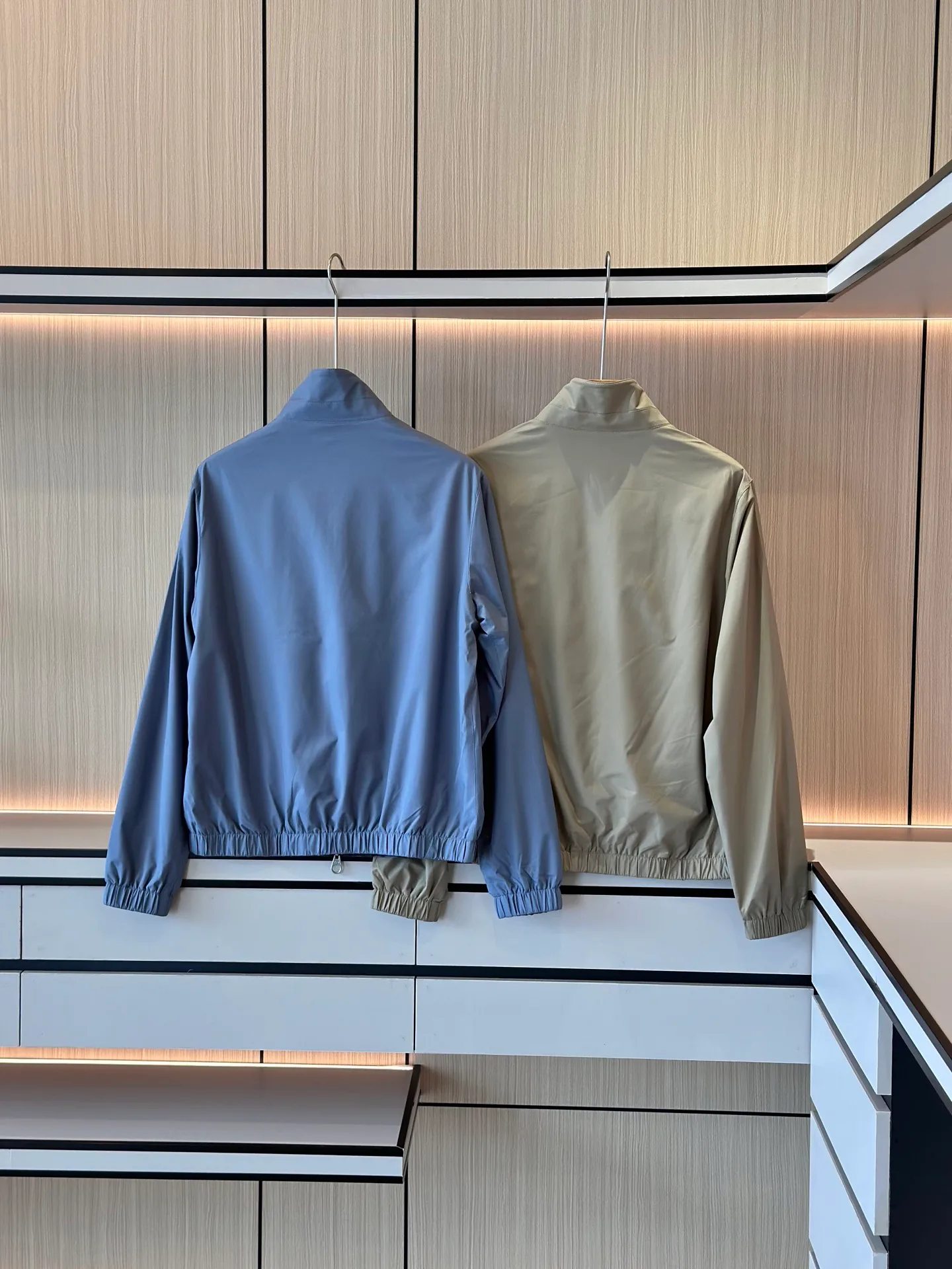 Women's Jackets And Down Jackets LORO PIANA 18099703