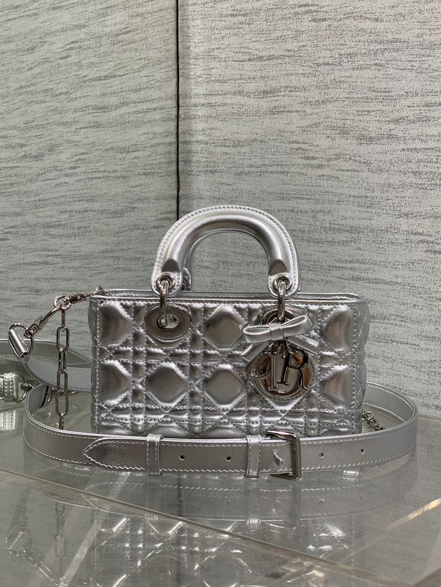 Women's Classic Handbags CHRISTIAN DIOR 17601491